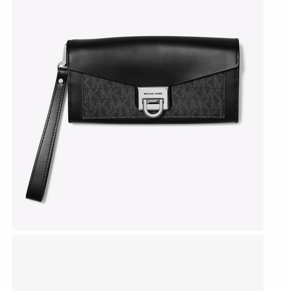 NWT Michael kors large leather and logo clutch - Picture 1 of 7